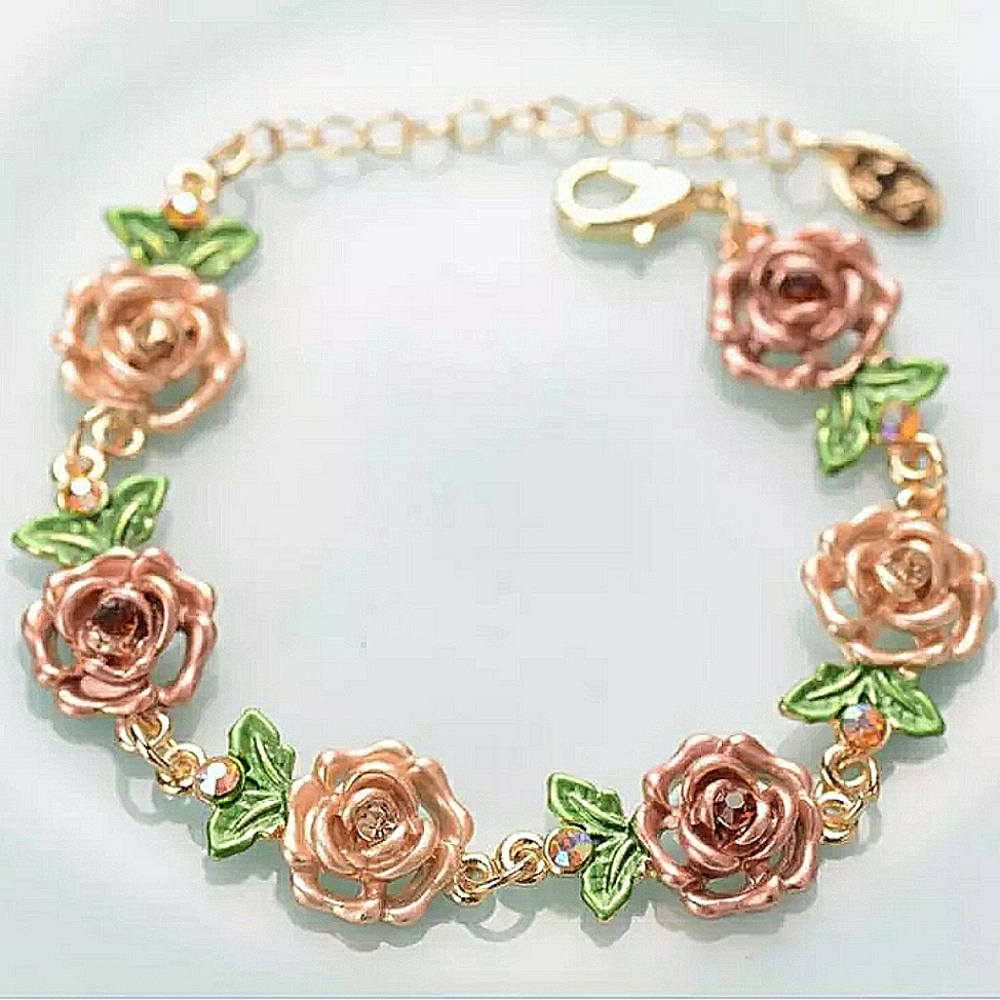 🚨ONE LEFT🚨 Peach Rose Vine Bracelet
